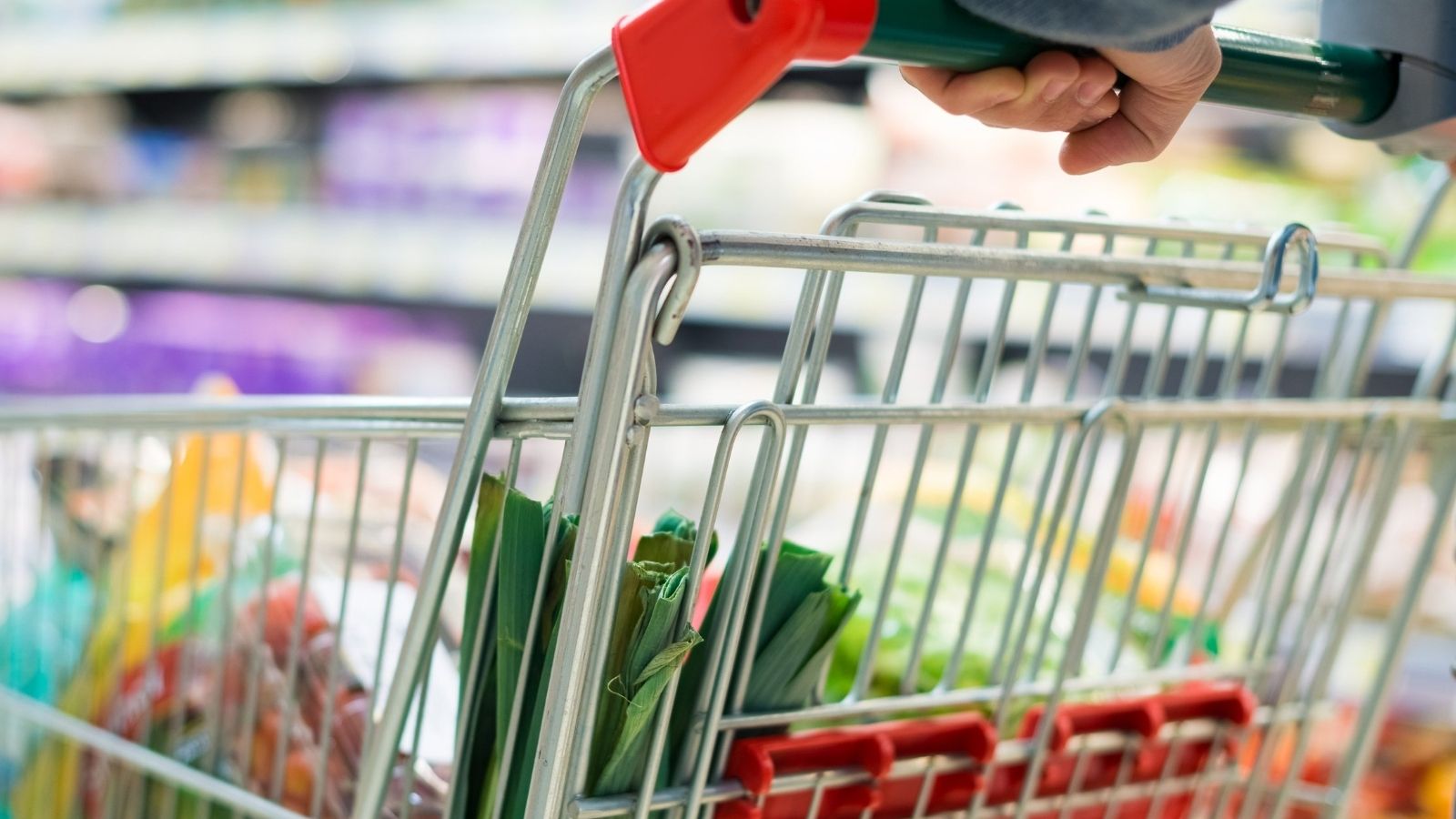 supermarket aisle image of generic shopper 